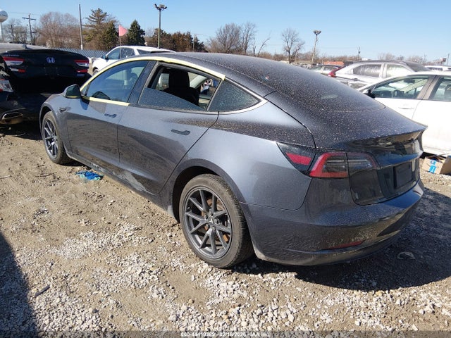 2022 TESLA MODEL 3 5YJ3E1EB4NF115613 Photo 2