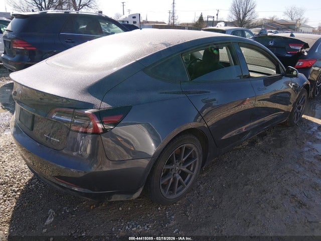 2022 TESLA MODEL 3 5YJ3E1EB4NF115613 Photo 3