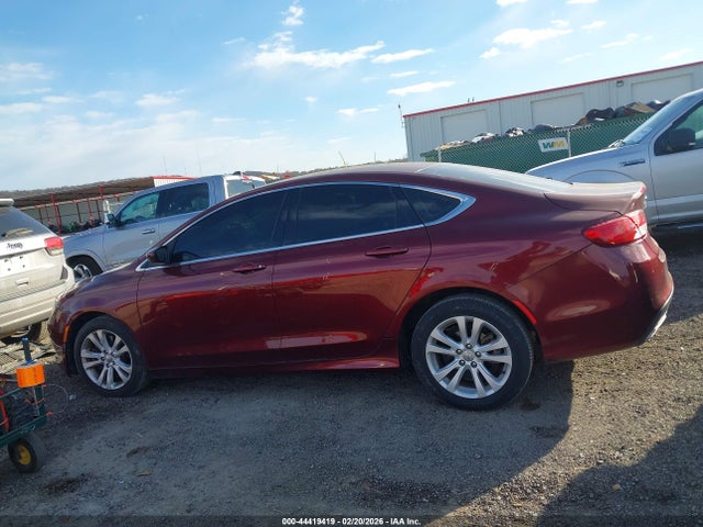2016 Chrysler 200 Limited მანქანა იყიდება აუქციონზე, vin: 1C3CCCAG6GN100932, აუქციონის ნომერი: 44419419