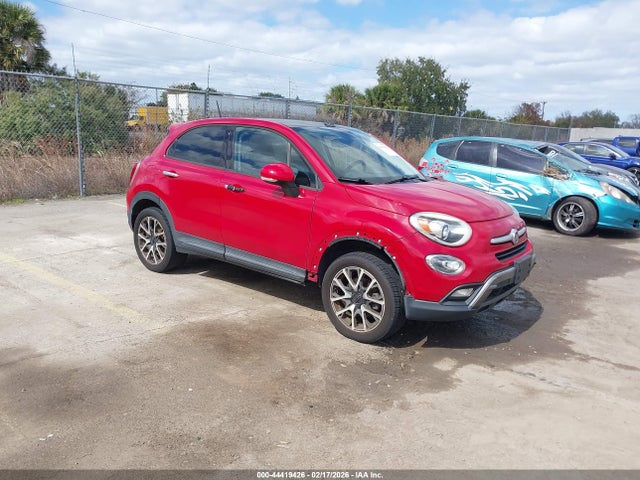 2016 FIAT 500X ZFBCFYET4GP399240 Photo 0