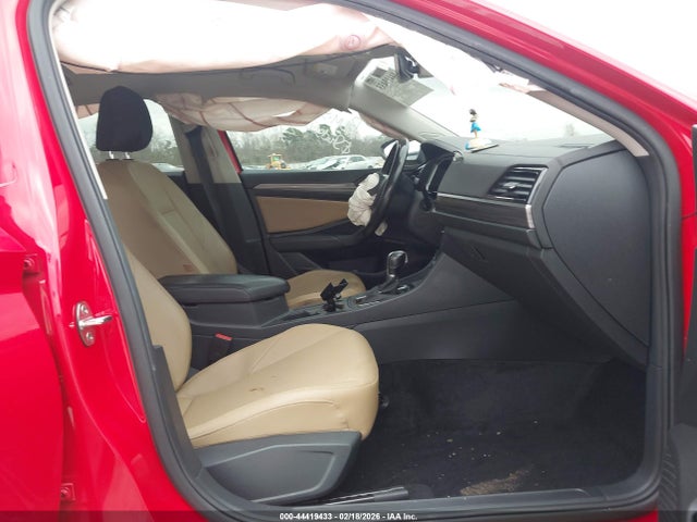 44419433 :رقم المزاد ، 3VWE57BU7KM101484 vin ، 2019 Volkswagen Jetta 1.4t Sel مزاد بيع