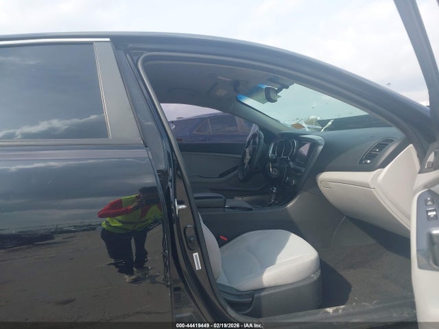 5XXGM4A79EG318369 KIA Optima Lx