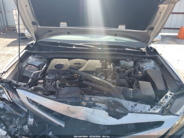 44419544 :رقم المزاد ، 4T1K31AK3MU564144 vin ، 2021 Toyota Camry Xse Hybrid مزاد بيع