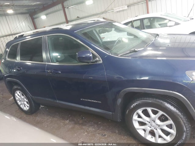Продажа на аукционе авто 2014 Jeep Cherokee Latitude, vin: 1C4PJMCB2EW281996, номер лота: 44419570