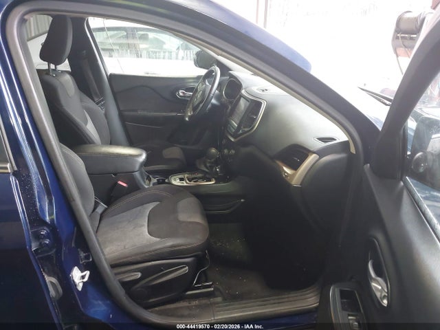 Продажа на аукционе авто 2014 Jeep Cherokee Latitude, vin: 1C4PJMCB2EW281996, номер лота: 44419570