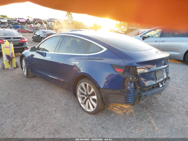 2019 Tesla Model 3 Long Range/mid Range/standard Range/standard Range Plus მანქანა იყიდება აუქციონზე, vin: 5YJ3E1EA7KF301200, აუქციონის ნომერი: 44419581