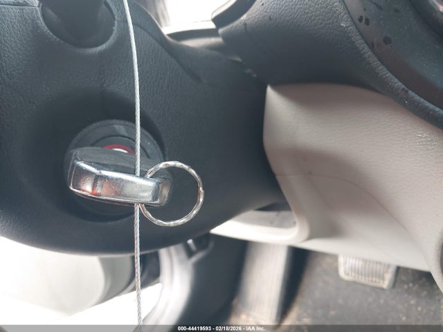 KNDJ23AU1P7896215 KIA SOUL LX