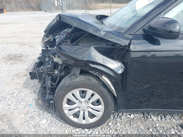 KNDJ23AU1P7896215 KIA SOUL LX