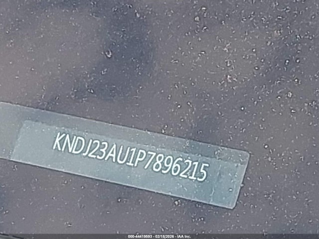 KNDJ23AU1P7896215 KIA SOUL LX