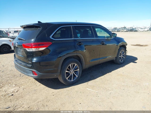 5TDKZRFHXKS559023 Toyota Highlander Xle
