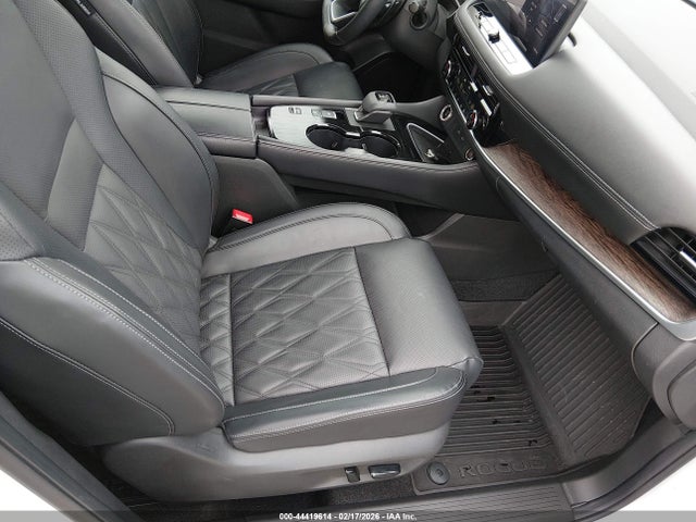 2024 Nissan Rogue Platinum Fwd მანქანა იყიდება აუქციონზე, vin: JN8BT3DC2RW380933, აუქციონის ნომერი: 44419614