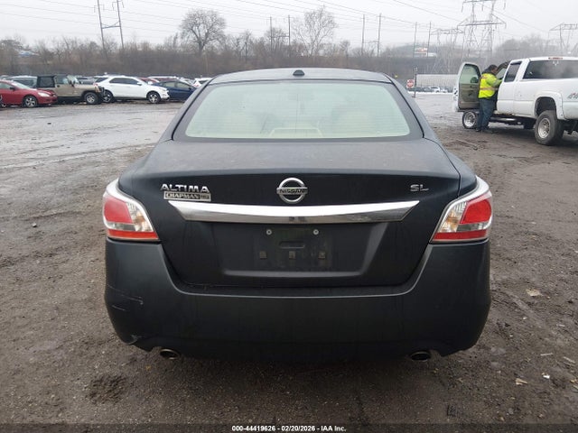2015 Nissan Altima 2.5/2.5 S/2.5 Sl/2.5 Sv მანქანა იყიდება აუქციონზე, vin: 1N4AL3AP7FC250048, აუქციონის ნომერი: 44419626
