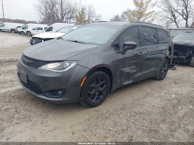 44419629 :رقم المزاد ، 2C4RC1BG1JR234587 vin ، 2018 Chrysler Pacifica Touring L مزاد بيع