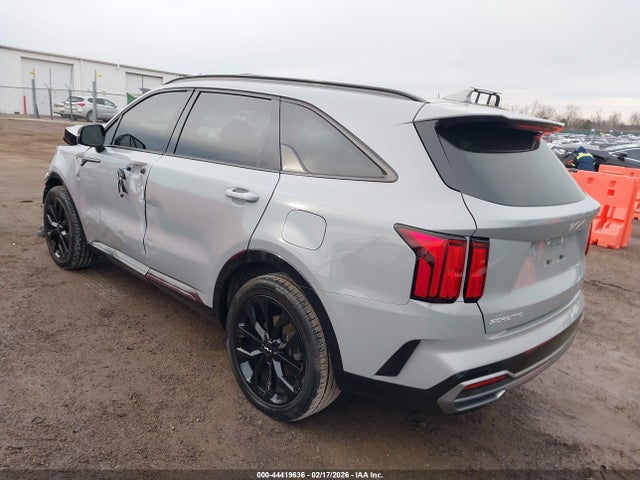 2023 KIA SORENTO 5XYRK4LF7PG214383 Photo 2