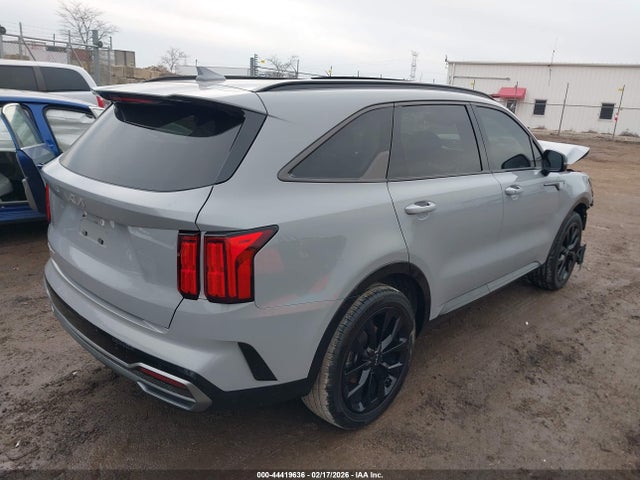 2023 KIA SORENTO 5XYRK4LF7PG214383 Photo 3