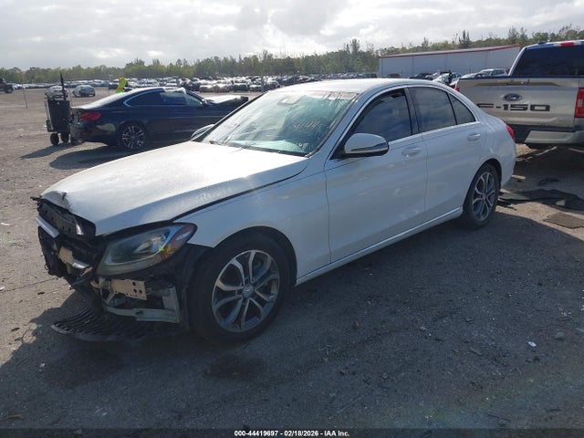 44419697 :رقم المزاد ، 55SWF4JB0GU119144 vin ، 2016 Mercedes-benz C 300 مزاد بيع