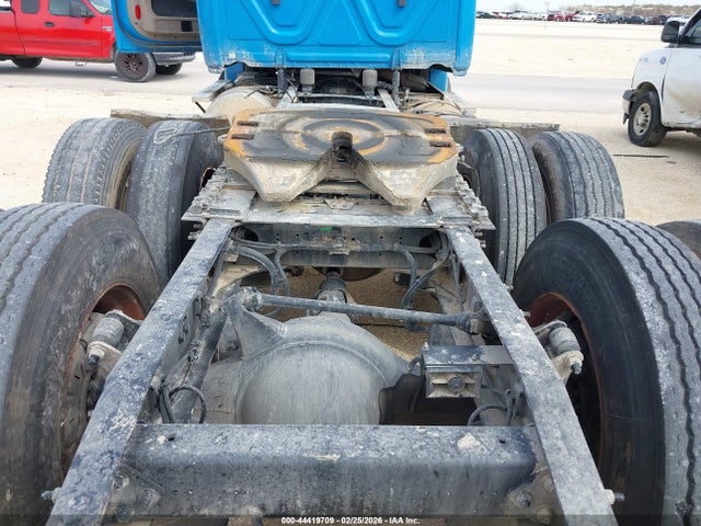 44419709 :رقم المزاد ، 3AKJGEDR2JDJR9673 vin ، 2018 Freightliner Cascadia 125 مزاد بيع