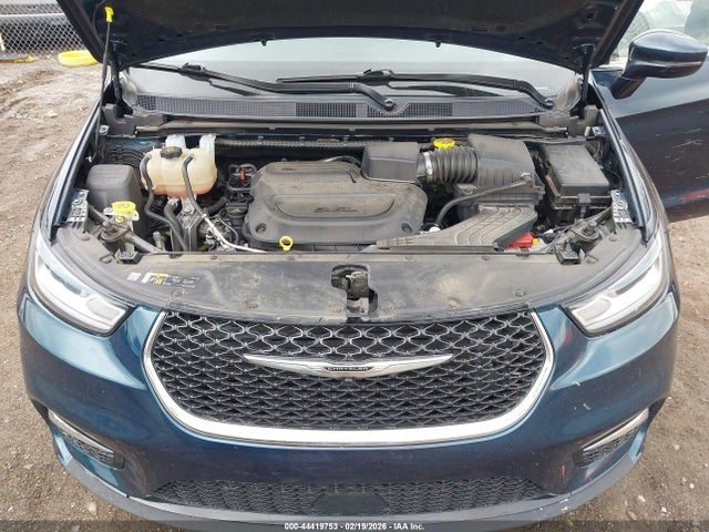 2C4RC1BG6NR218097 Chrysler Pacifica Touring L