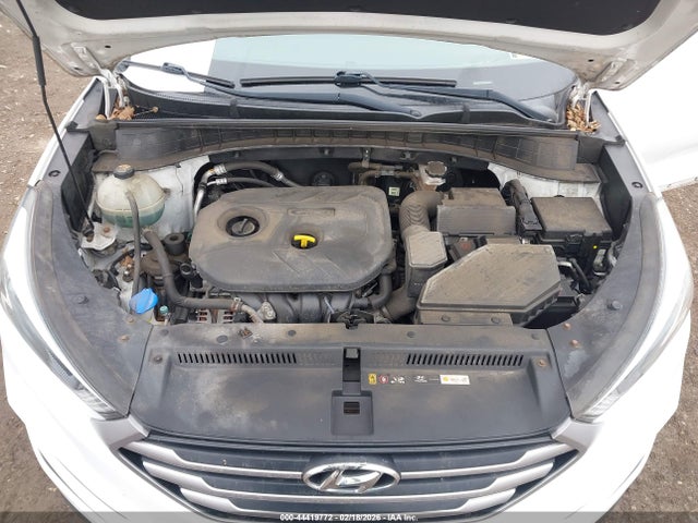 Hyundai TUCSON SE 2017 KM8J3CA4XHU474617 Image 10