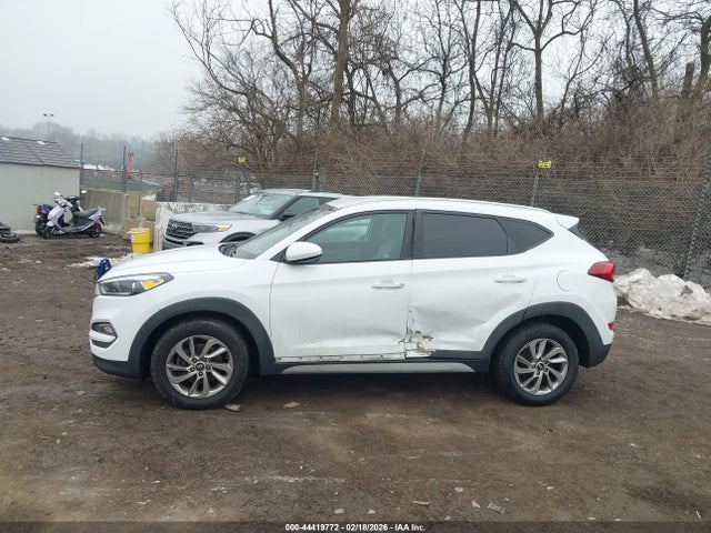 Hyundai TUCSON SE 2017 KM8J3CA4XHU474617 Image 14
