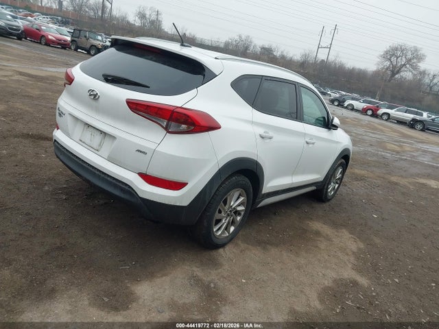 Hyundai TUCSON SE 2017 KM8J3CA4XHU474617 Image 4