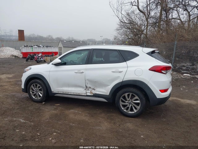 Hyundai TUCSON SE 2017 KM8J3CA4XHU474617 Image 6