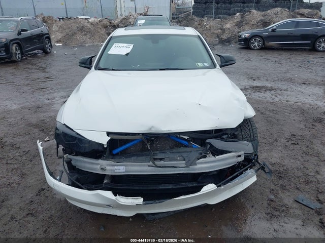 44419789 :رقم المزاد ، WBA3B5G58FNS13339 vin ، 2015 Bmw 328i Xdrive مزاد بيع