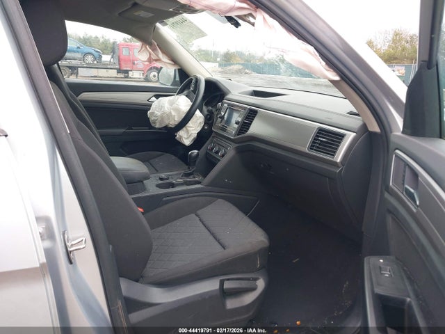 2019 Volkswagen Atlas 3.6l V6 S მანქანა იყიდება აუქციონზე, vin: 1V2GR2CA5KC595867, აუქციონის ნომერი: 44419791