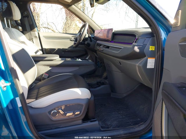 KNDAEFS57R6037753 KIA Ev9 Gt-line