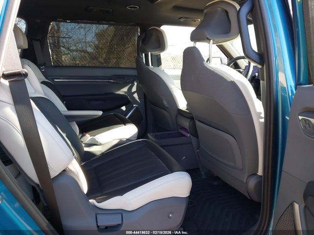 KNDAEFS57R6037753 KIA Ev9 Gt-line