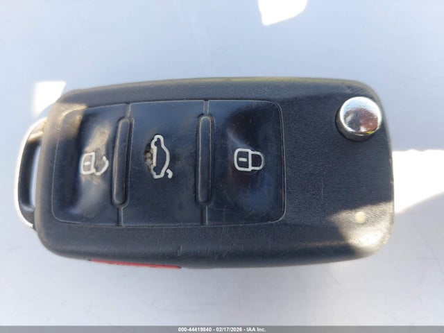 2012 VOLKSWAGEN TIGUAN WVGAV7AX6CW528178 Photo 10