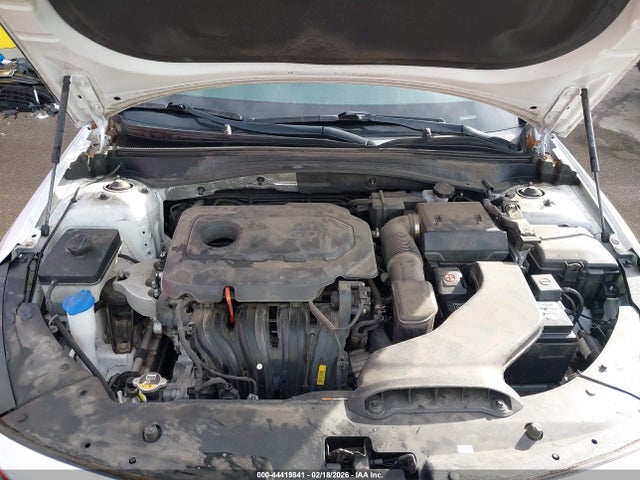 5XXGT4L30KG326692 KIA Optima Lx