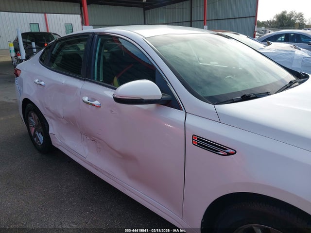 5XXGT4L30KG326692 KIA Optima Lx
