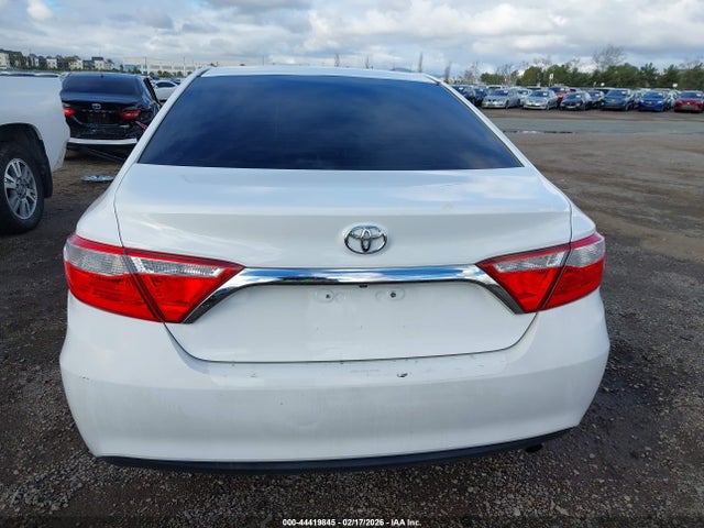 Toyota CAMRY LE 2015 4T1BF1FK2FU063099 Image 17