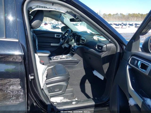 2021 FORD EXPLORER 1FMSK8DH3MGB38514 Photo 4