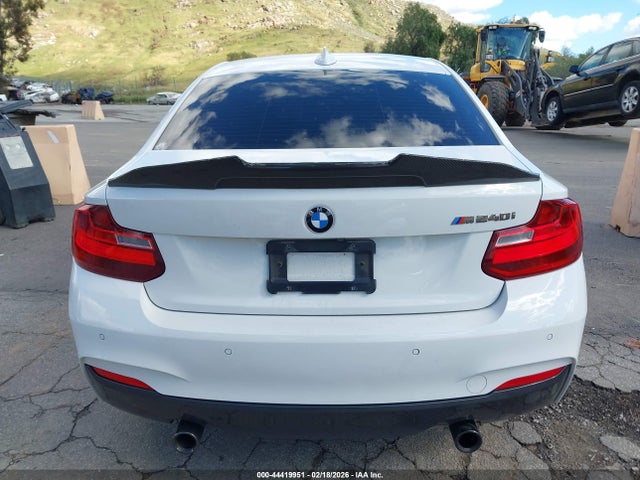 BMW 2 Series M240i Xdrive 2017 WBA2G3C36H7A25497 Image 16