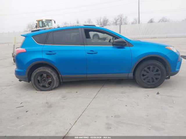 Toyota RAV4 LE 2018 JTMZFREV1JJ730557 Image 13