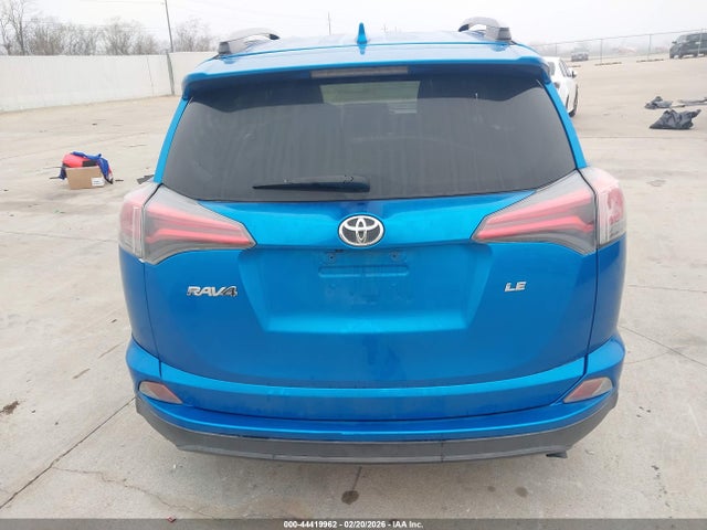 Toyota RAV4 LE 2018 JTMZFREV1JJ730557 Image 16