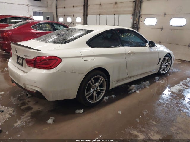 2018 BMW 440I WBA4W9C5XJAB94995 Photo 3