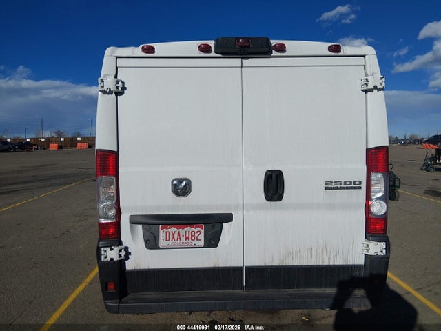 Aukcja sprzedaży 2025 Ram Promaster 2500 Tradesman Low Roof 136 Wb W/pass Seat, vin: 3C6LRVVGXSE512209, numer aukcji: 44419991