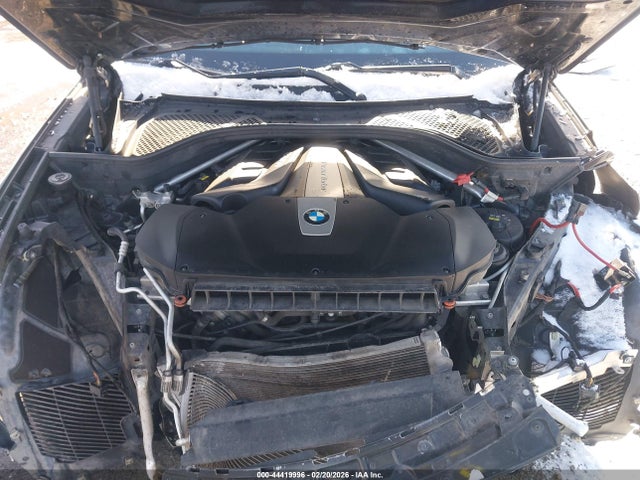 2016 BMW X5 5UXKR6C53G0J80818 Photo 9