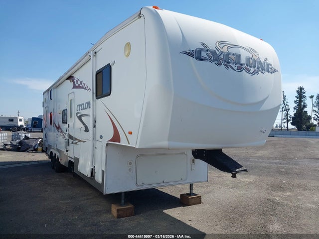Продажа на аукционе авто 2007 Heartland Cyclone 3210, vin: 5SFGF38317E006011, номер лота: 44419997