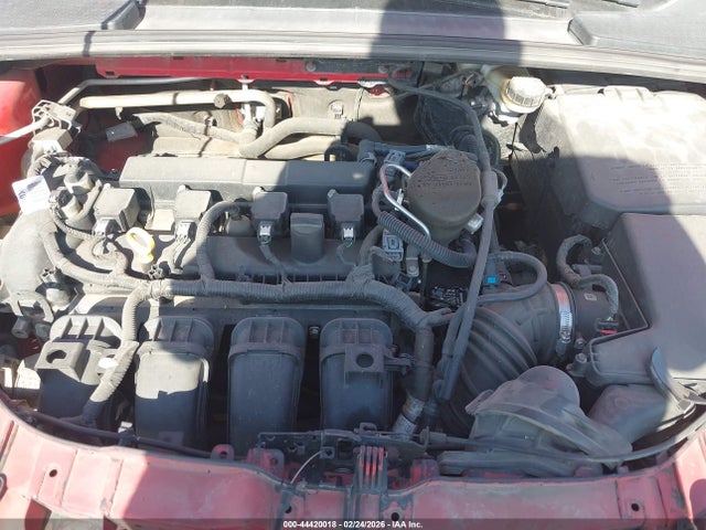 Ford FOCUS SE 2016 1FADP3F24GL281693 Image 10