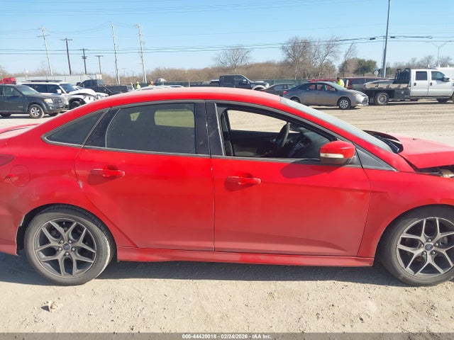 Ford FOCUS SE 2016 1FADP3F24GL281693 Image 14
