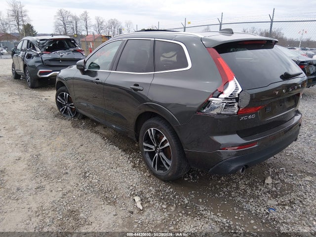 2021 VOLVO XC60 YV4102RK8M1850606 Photo 2
