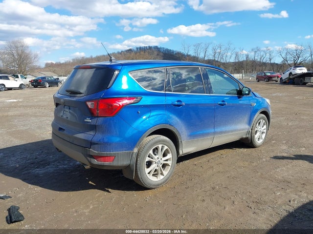 Ford ESCAPE SE 2019 1FMCU0GD0KUC49092 Image 4