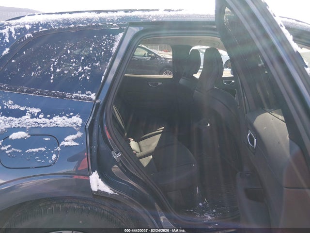 2024 VOLVO XC60 YV4L12RL5R1814913 Photo 7