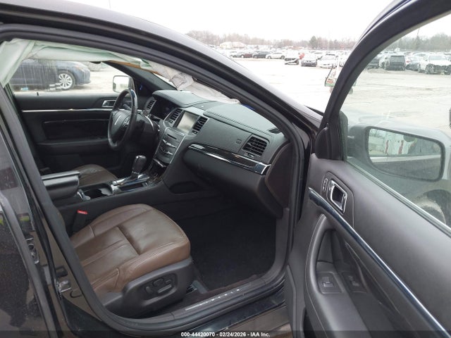 44420070 :رقم المزاد ، 1LNHL9EK4FG602131 vin ، 2015 Lincoln Mks مزاد بيع
