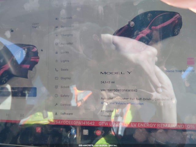2023 TESLA MODEL Y 7SAYGDEE0PA141642 Photo 6