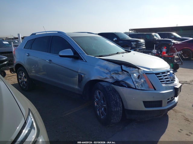 Продажа на аукционе авто 2015 Cadillac Srx Luxury Collection, vin: 3GYFNBE37FS555971, номер лота: 44420124